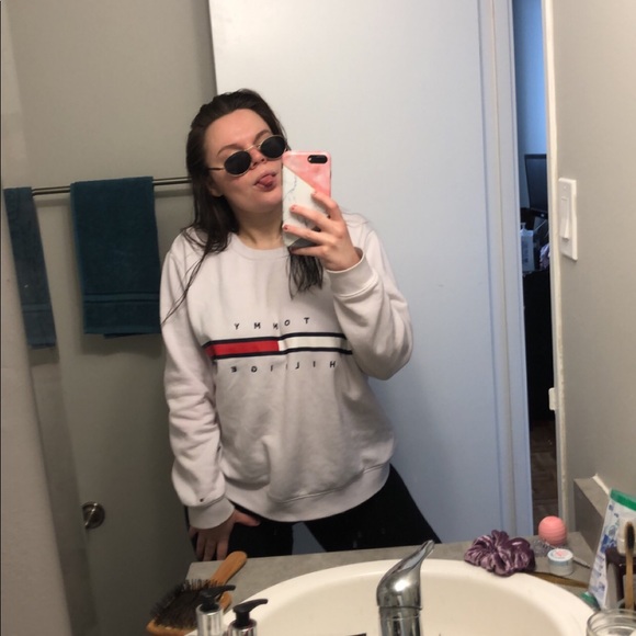 Meet your Posher, Ashley - Picture 1 of 1